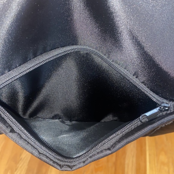 NEW Backpack - Picture 3 of 8